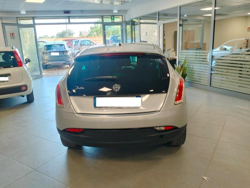 Lancia Delta 1.6 mjt Gold 120cv dpf Cerchi Pelle sensori