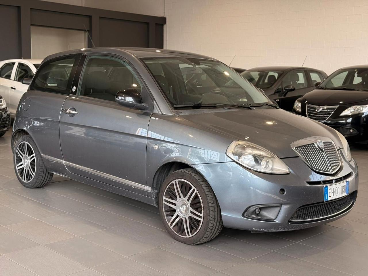 Lancia Ypsilon 1.4 Diva Ecochic GPL