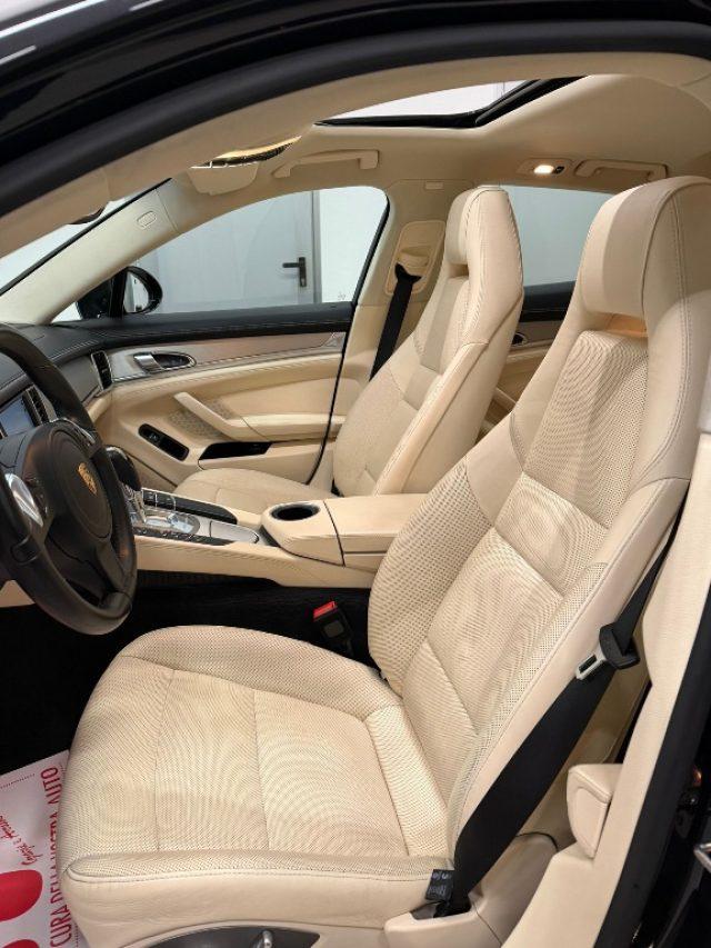PORSCHE Panamera 3.0 Diesel // SERVICE PORSCHE//