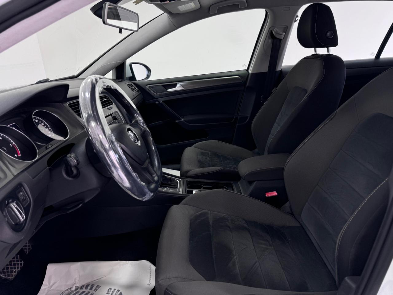 Volkswagen Golf Business 1.6 TDI DSG 5p. Highline BlueMotion Technology