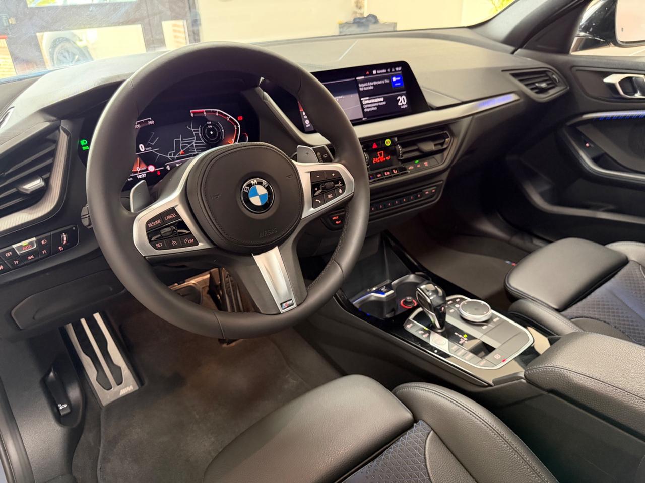 Bmw 118 118d 5p. Msport TETTO APRIBILE AUTO
