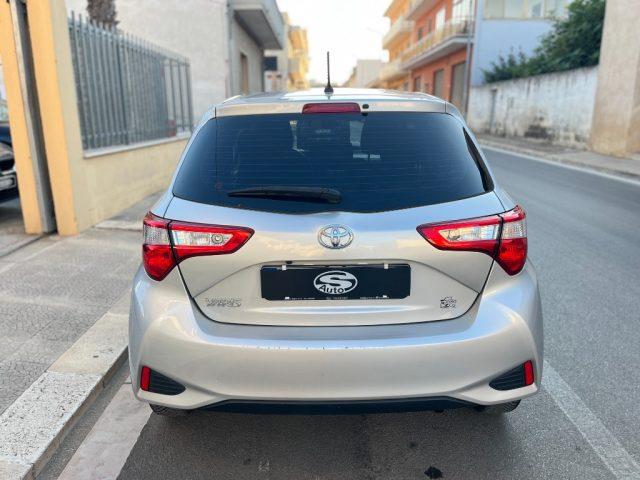 TOYOTA Yaris 1.0 72 CV 5 porte Lounge