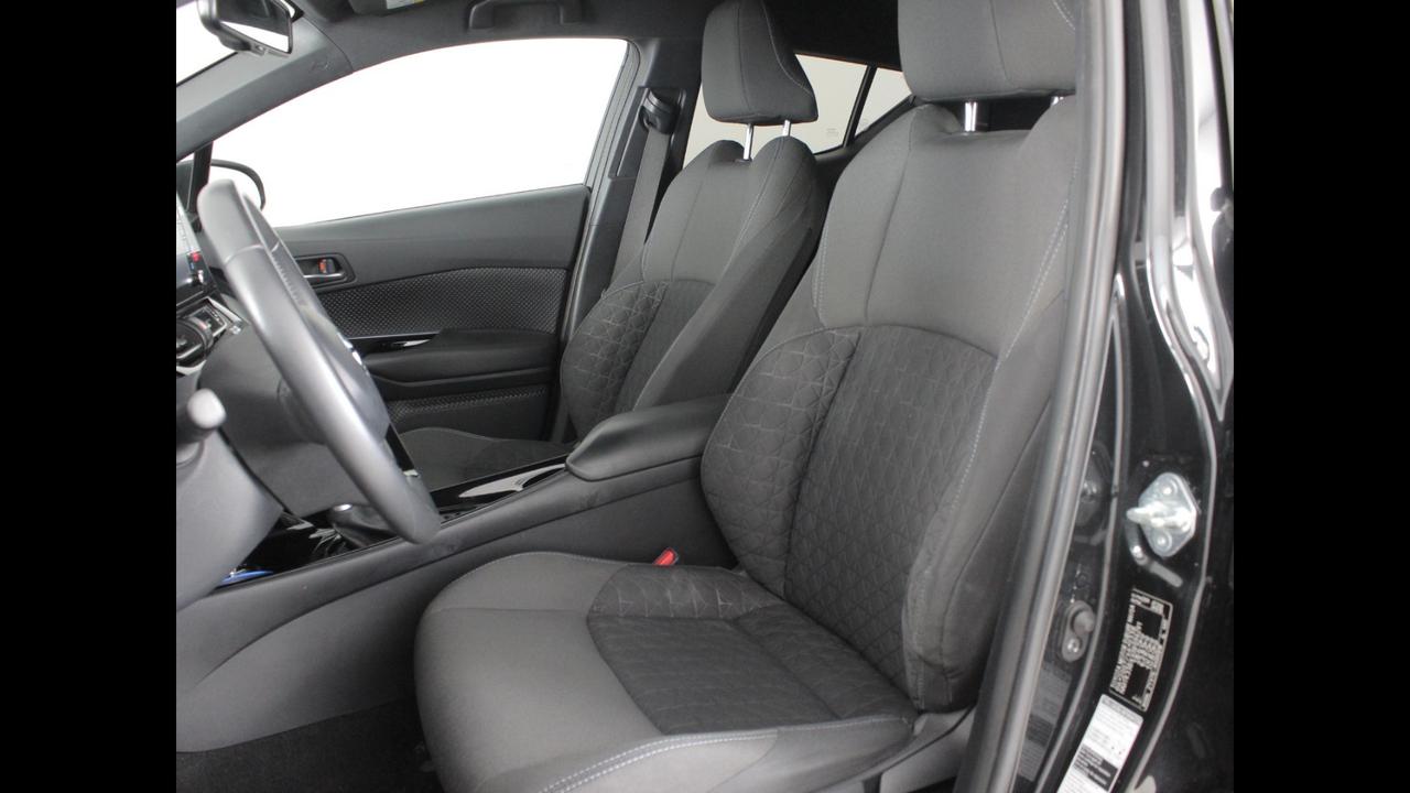 TOYOTA C-HR I 2020 - C-HR 1.8h Trend e-cvt