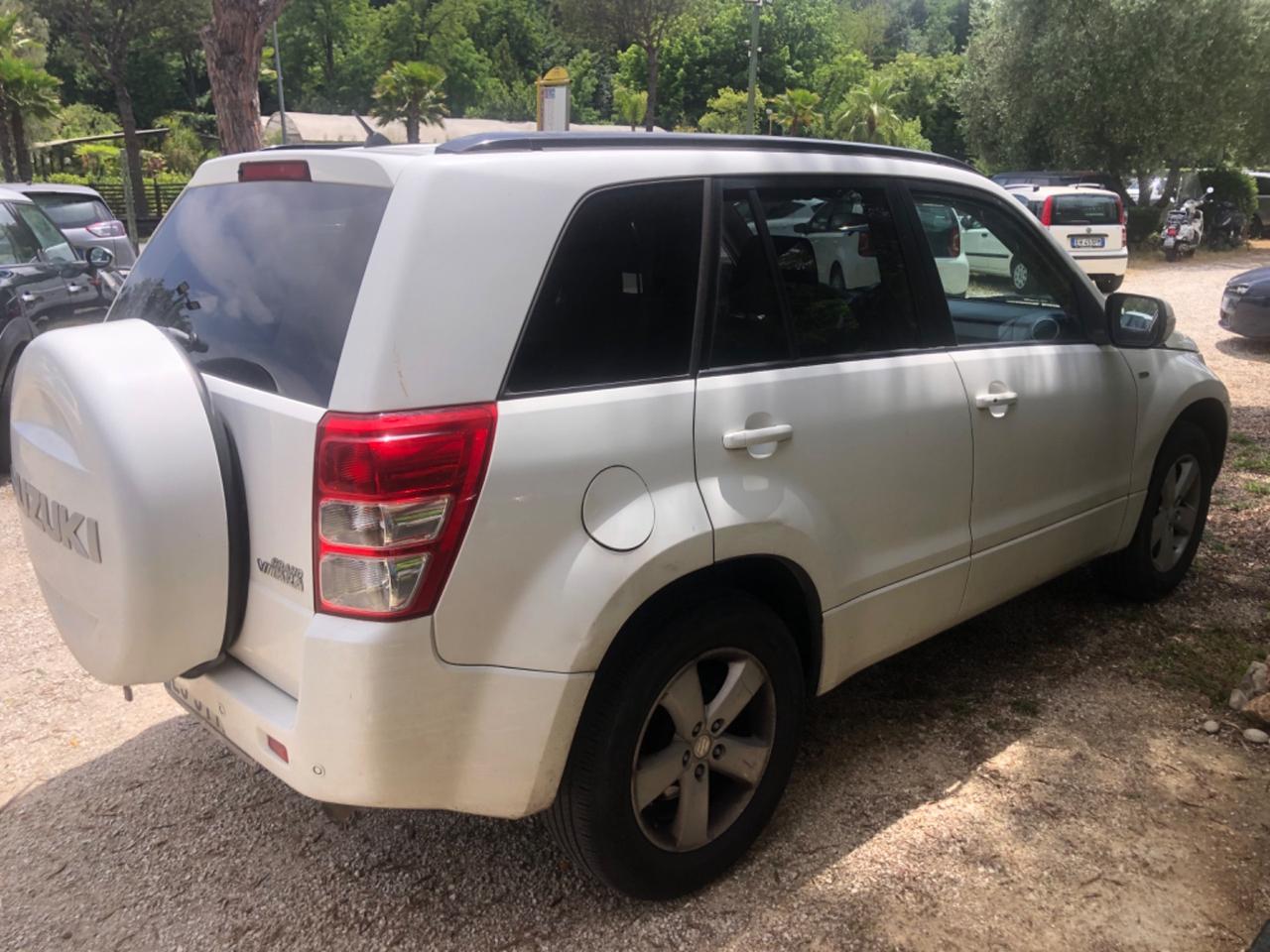 Suzuki Grand Vitara 1.9 DDiS 5 porte Executive Crossover