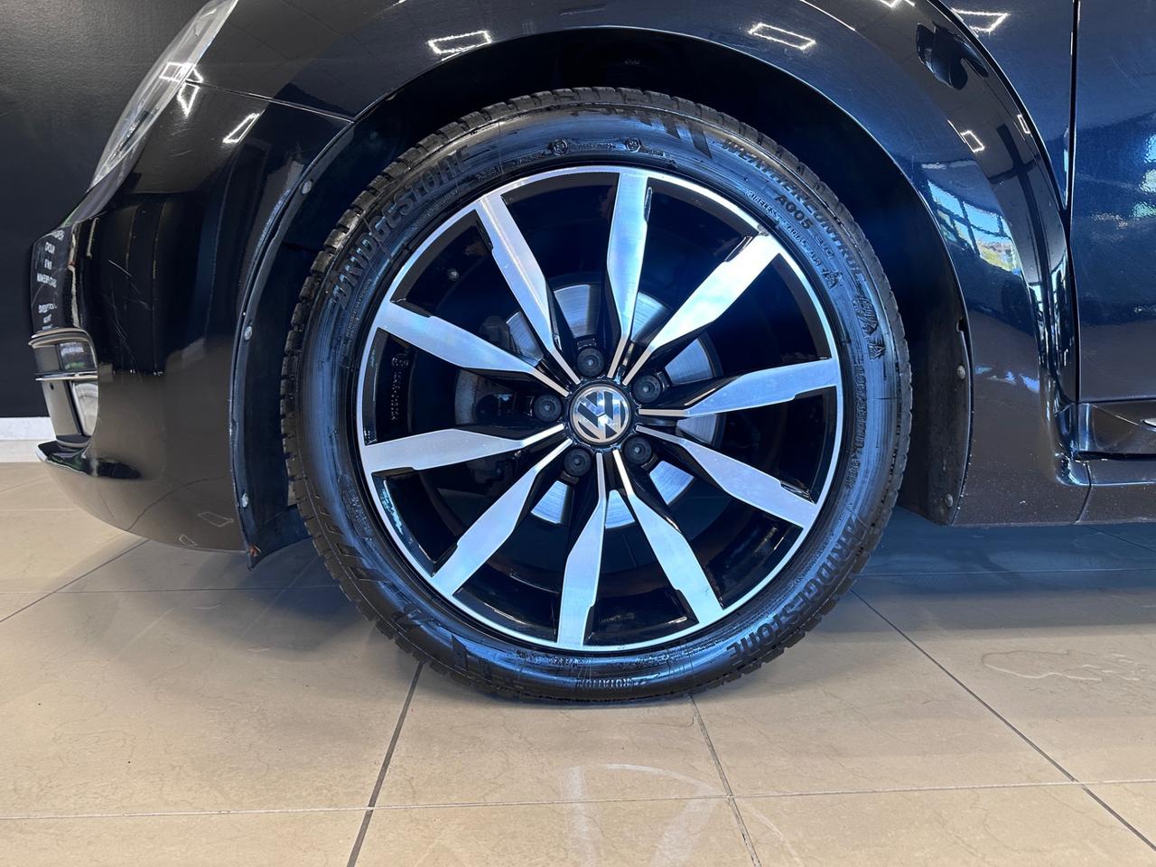 Volkswagen Maggiolino Cabrio 1.6 tdi Design 105cv dsg