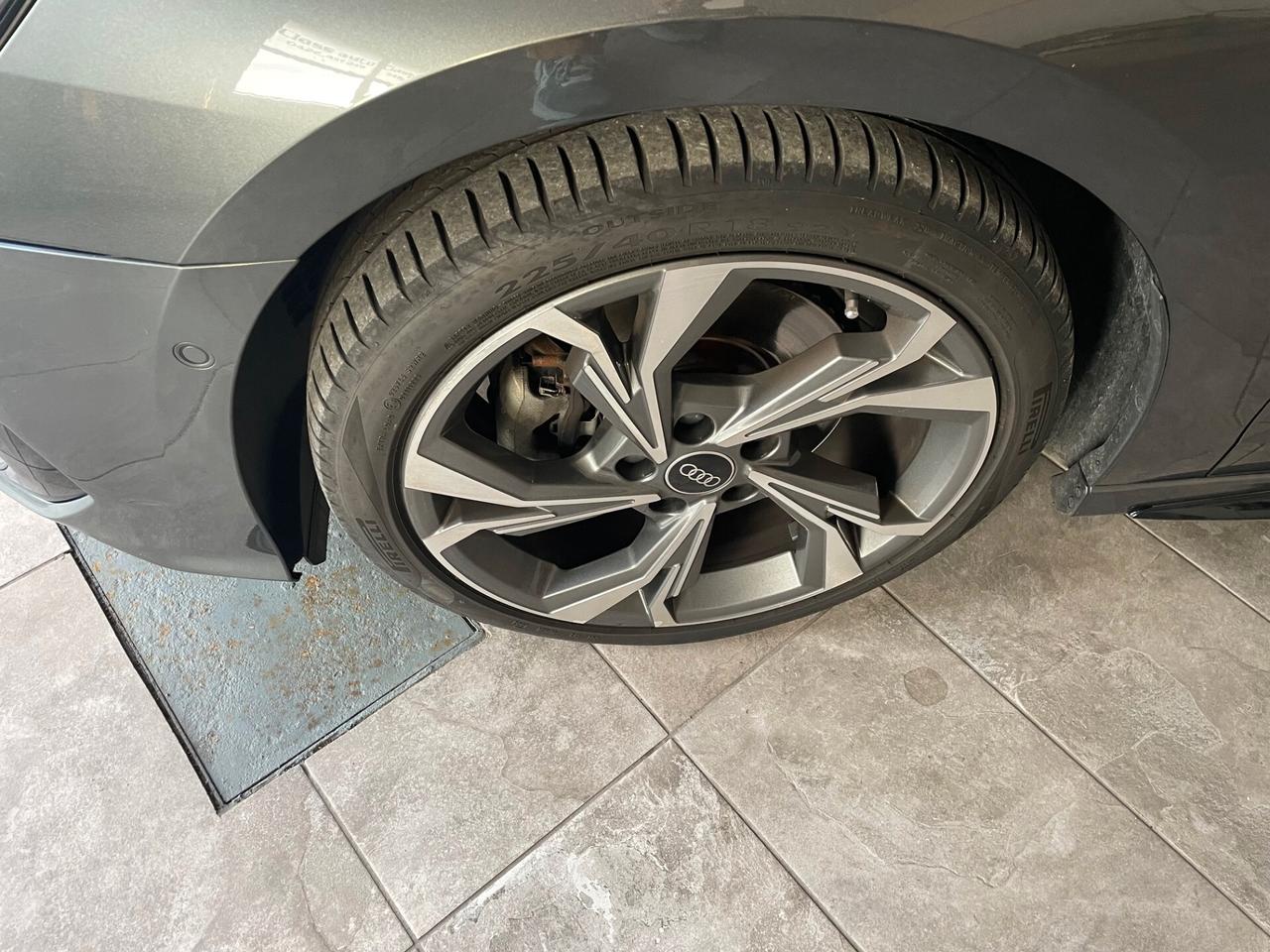 Audi A3 SPB 40 TDI quattro S tronic line edition