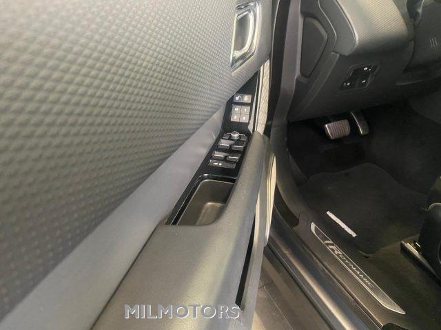 LAND ROVER Range Rover Velar 3.0D V6 275 CV R-Dynamic