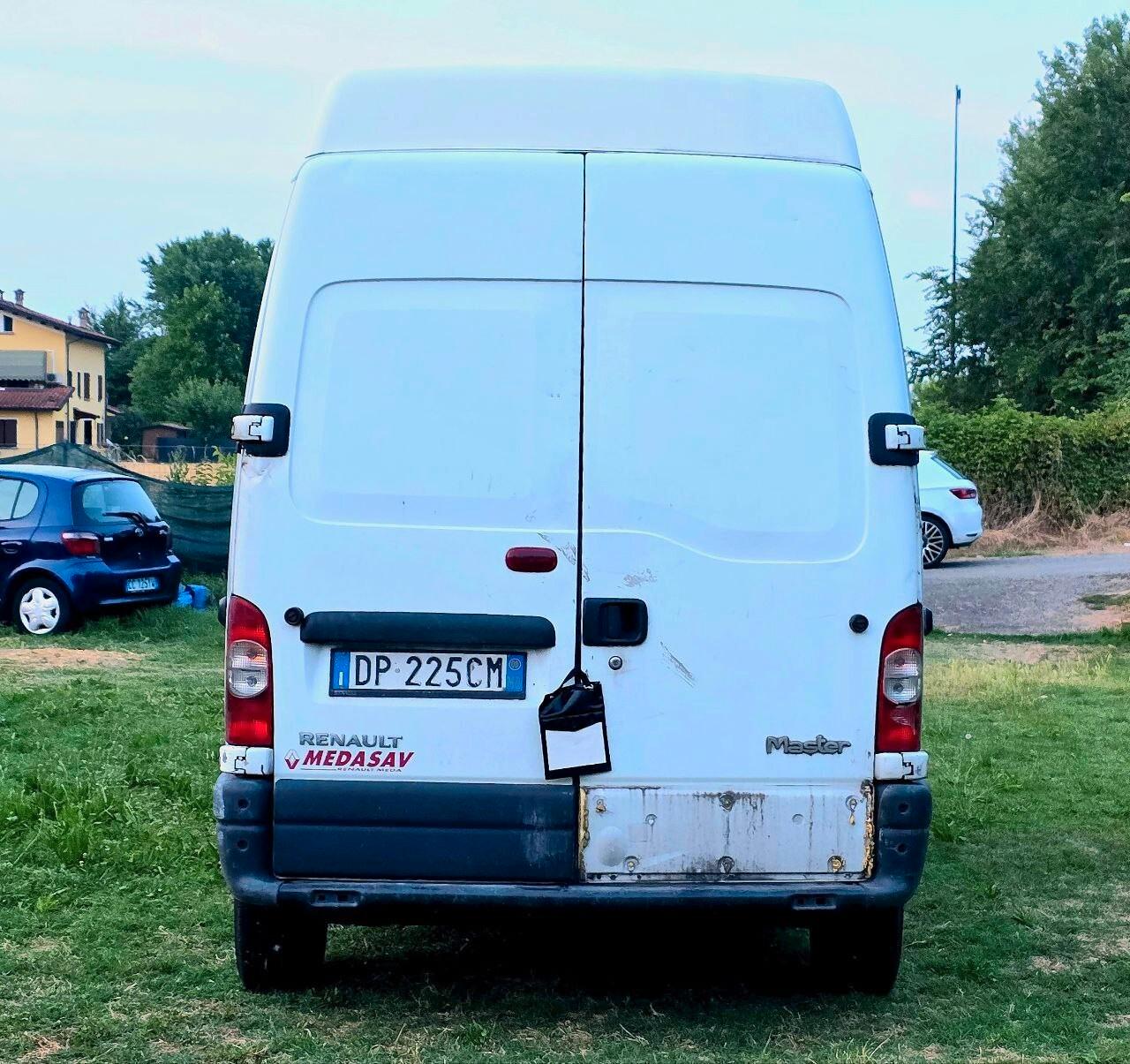 Renault Master 2.5 dCi TETTO ALTO anche Neopatentati