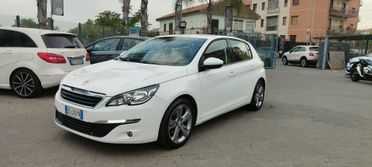Peugeot 308 BlueHDi 120 Allure cambio automatico