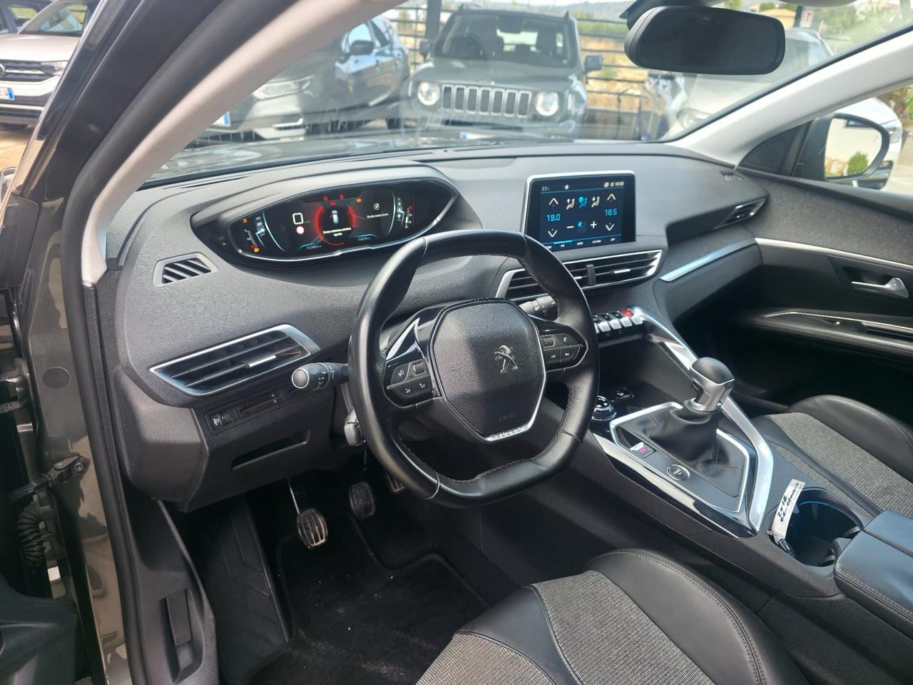Peugeot 3008 BlueHDi 120 S&S EAT6 Allure