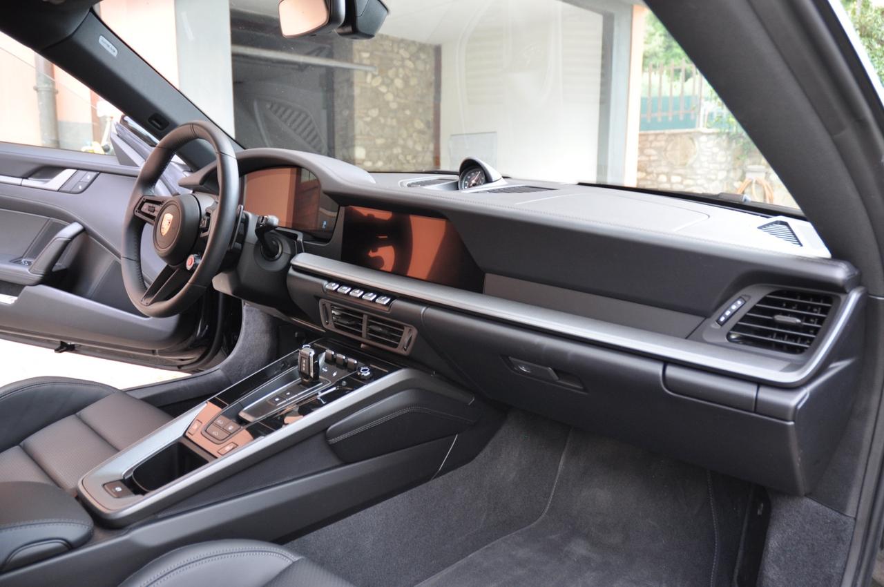 Porsche 911 Carrera 992.2 Coupe 3.0 2 posti