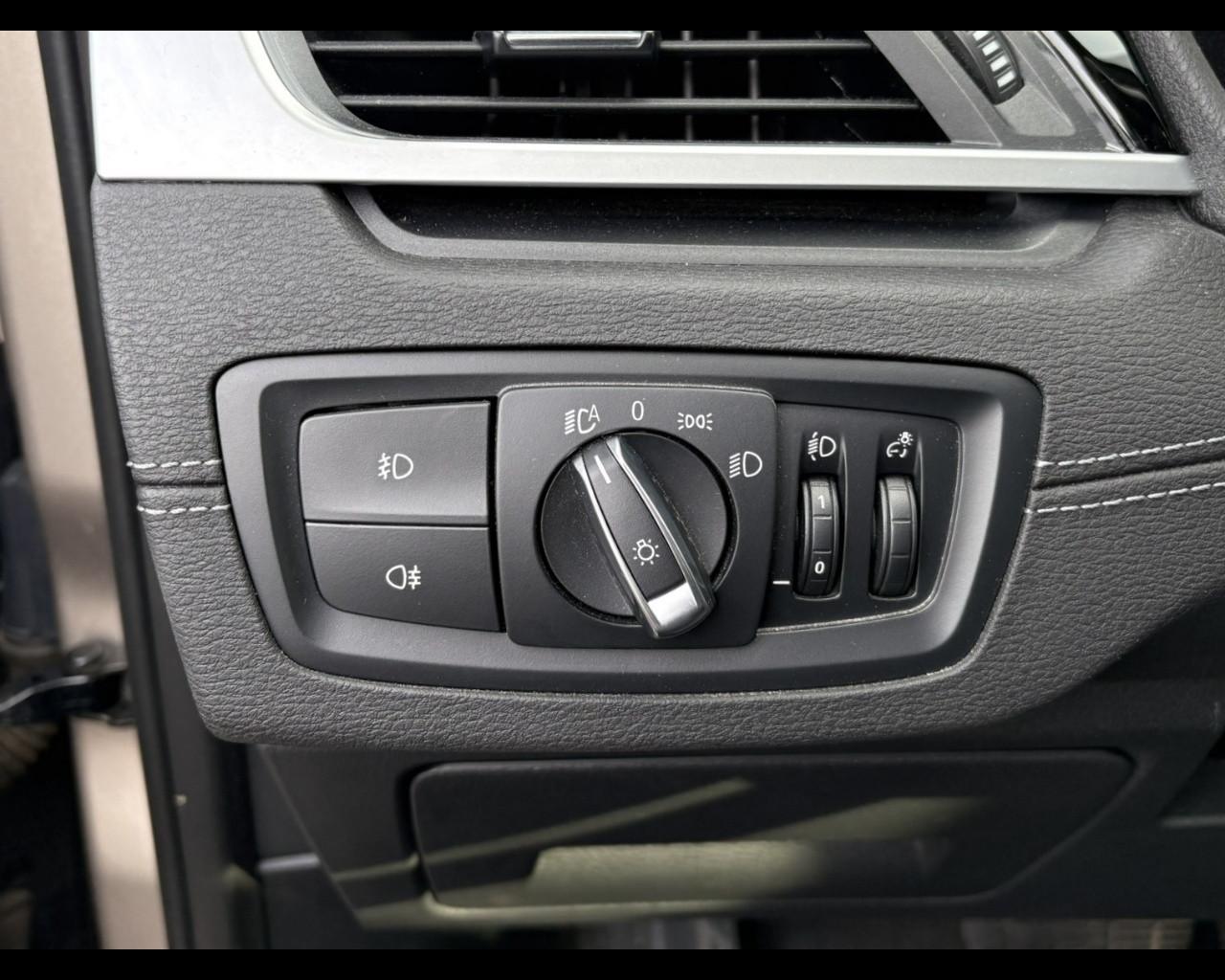 BMW X1 (F48) - X1 sDrive18d Sport