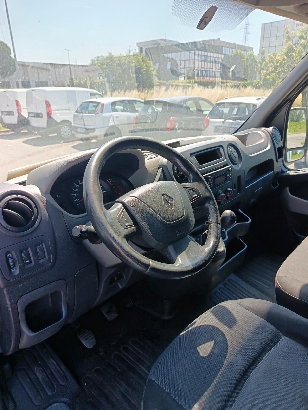 Renault Master T35 2.3 dCi/125 TPCassone euro 6