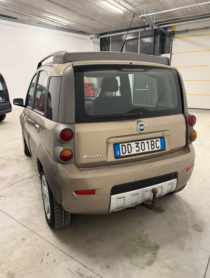 Fiat Panda 1.3 MJT 16V 4x4 Cross