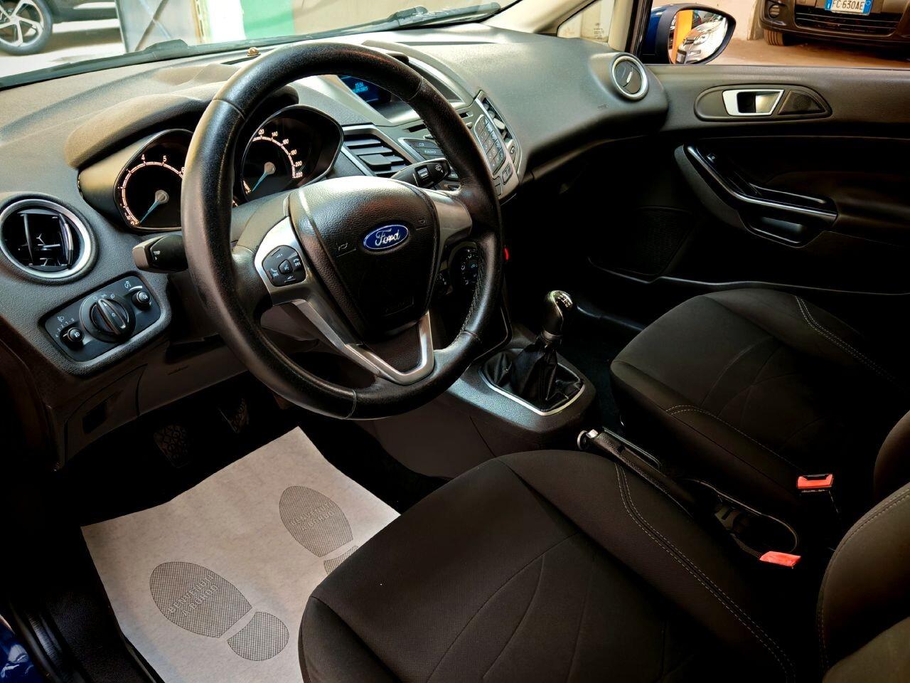 Ford Fiesta 1.4 GPL 5 Porte Business