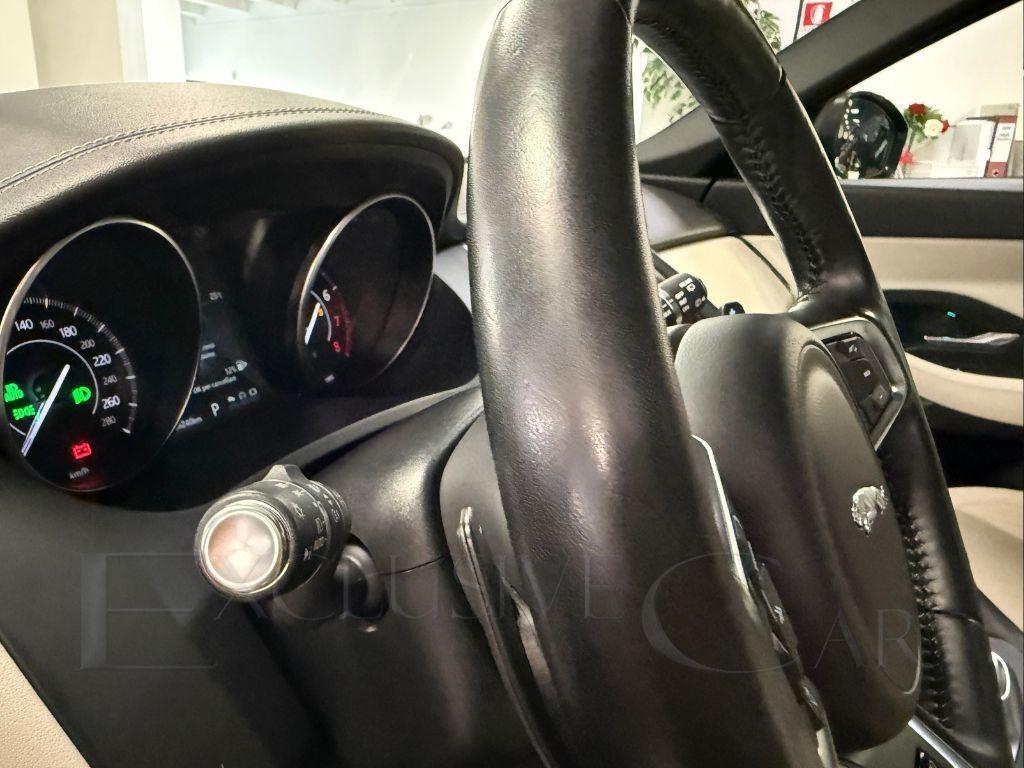 JAGUAR - E-pace - 2.0 249CV AWD aut. R-Dynamic S