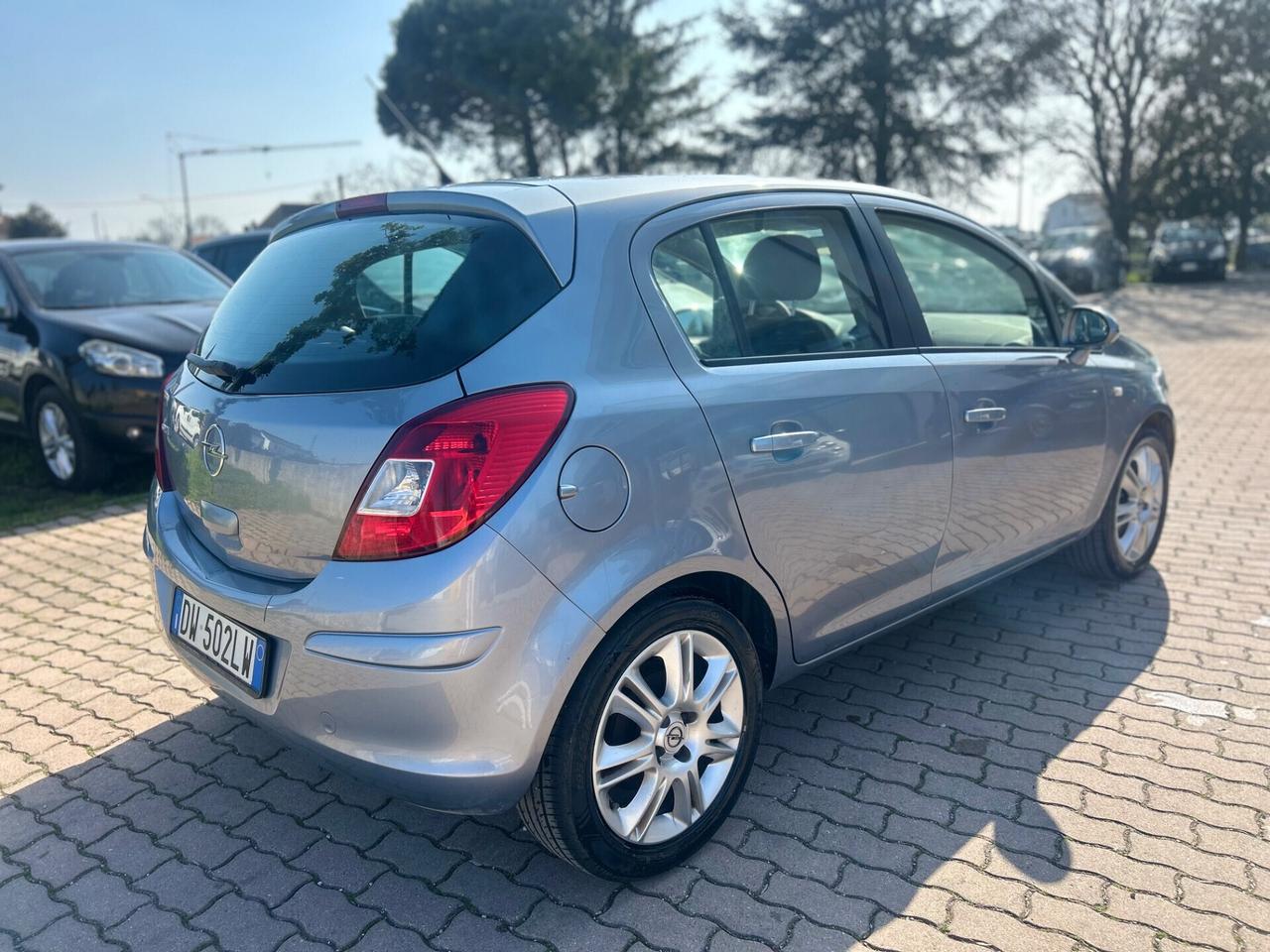 Opel Corsa OPEL CORSA 1.2 5 porte Cosmo GPL