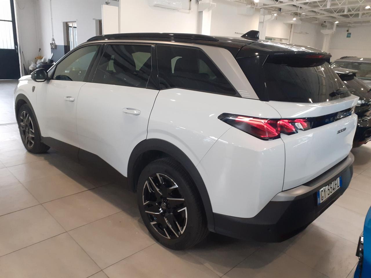 Peugeot 5008 1.2 HYBRID 145cv GT E-DCS6