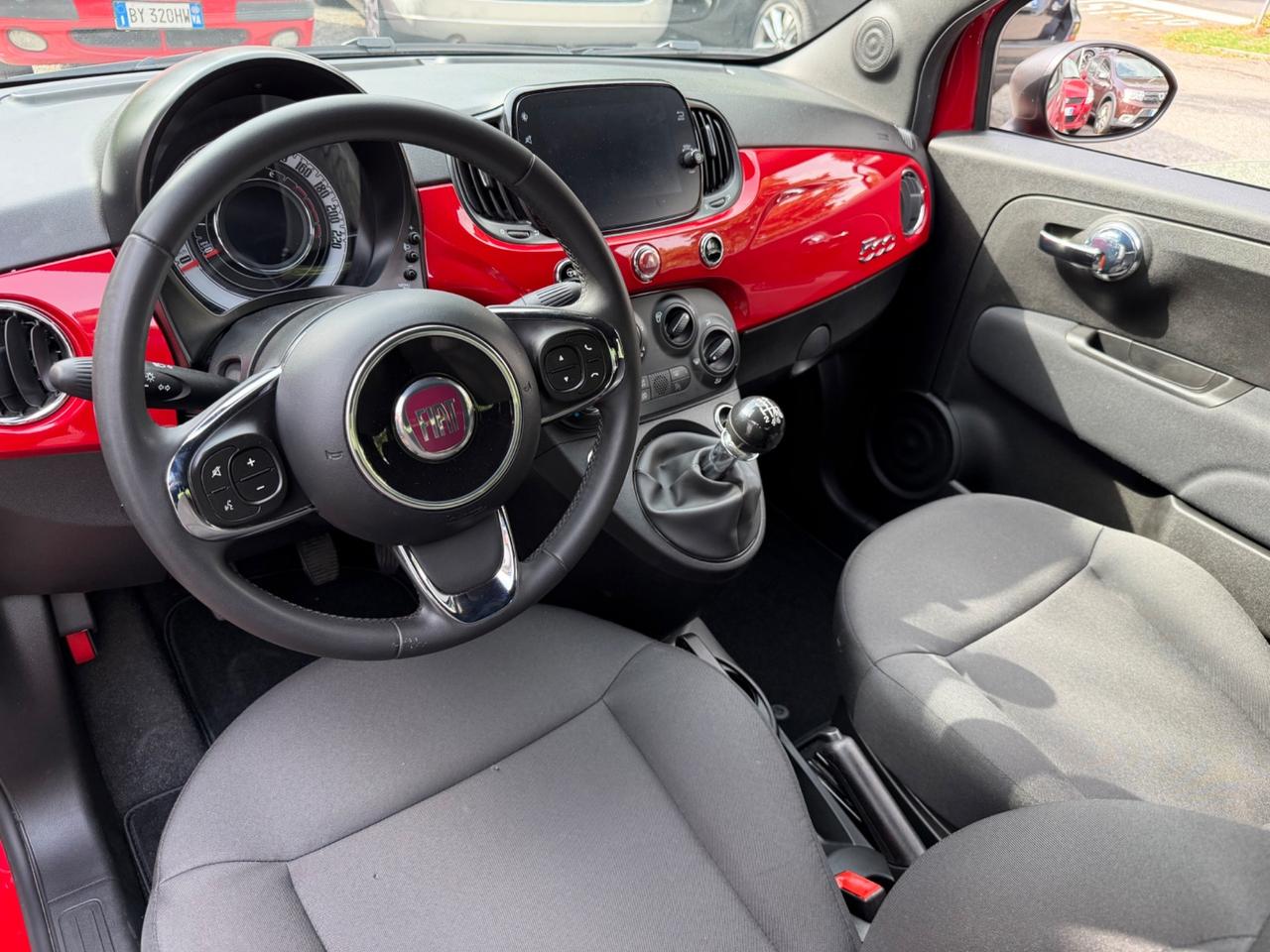 Fiat 500 1.0 Hybrid Red 20000 KM