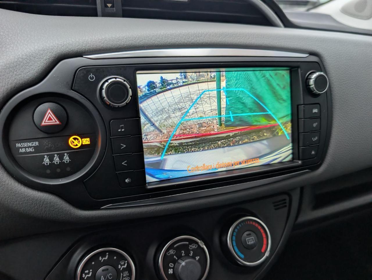 Toyota Yaris 1.0 5 porte Active