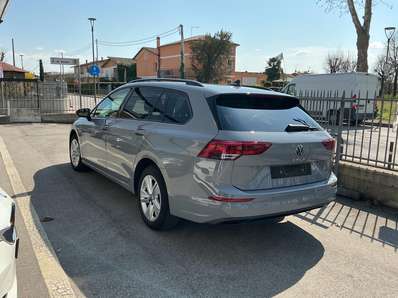 Volkswagen Golf Variant 2.0 TDI SCR Life