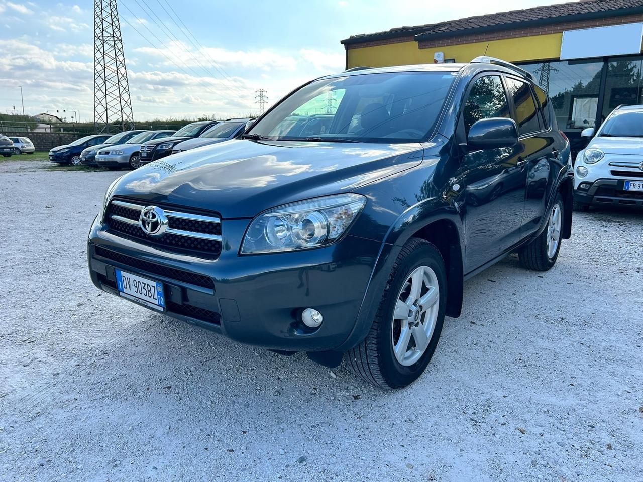 TOYOTA RAV4 2.2 D-CAT UNICO PROP. LUXURY TOP