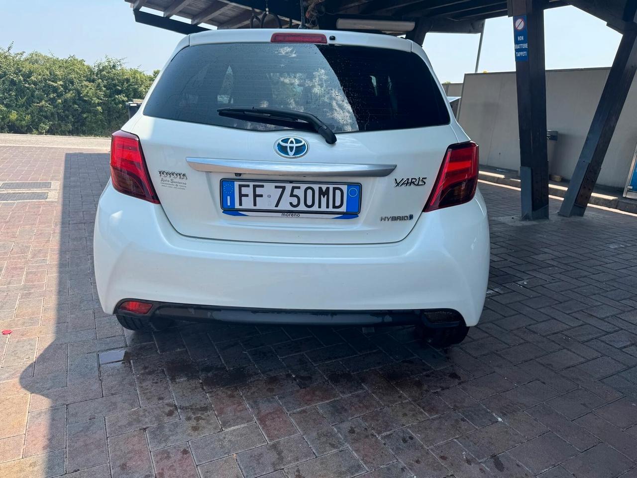 Toyota Yaris hybrid