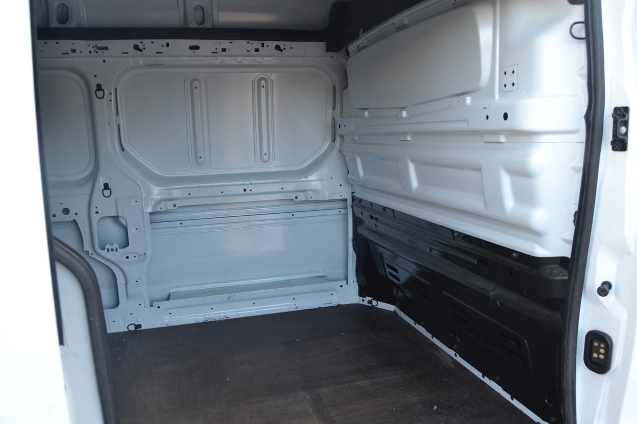 Renault Trafic T29 2.0 dCi 145CV PL-TA Furgone Energy Ice