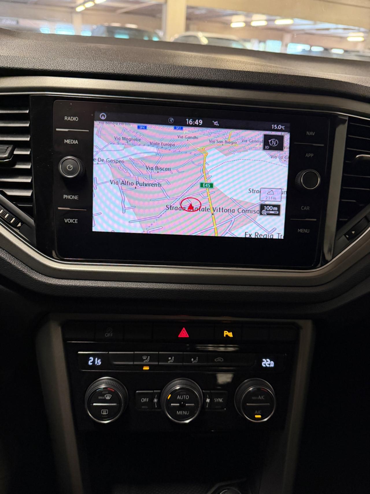 Volkswagen T-Roc 1.6 TDI SCR Business