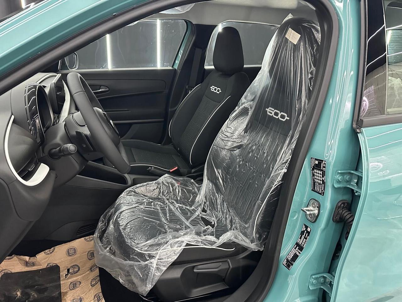 Fiat 600 Hybrid 100 CV DCT MHEV KM 0