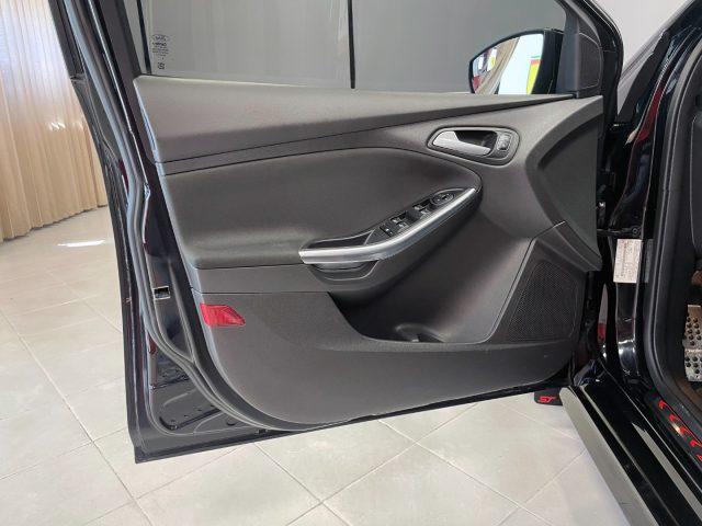 FORD Focus 5P 2.0 ECOBOOST ST 250CV