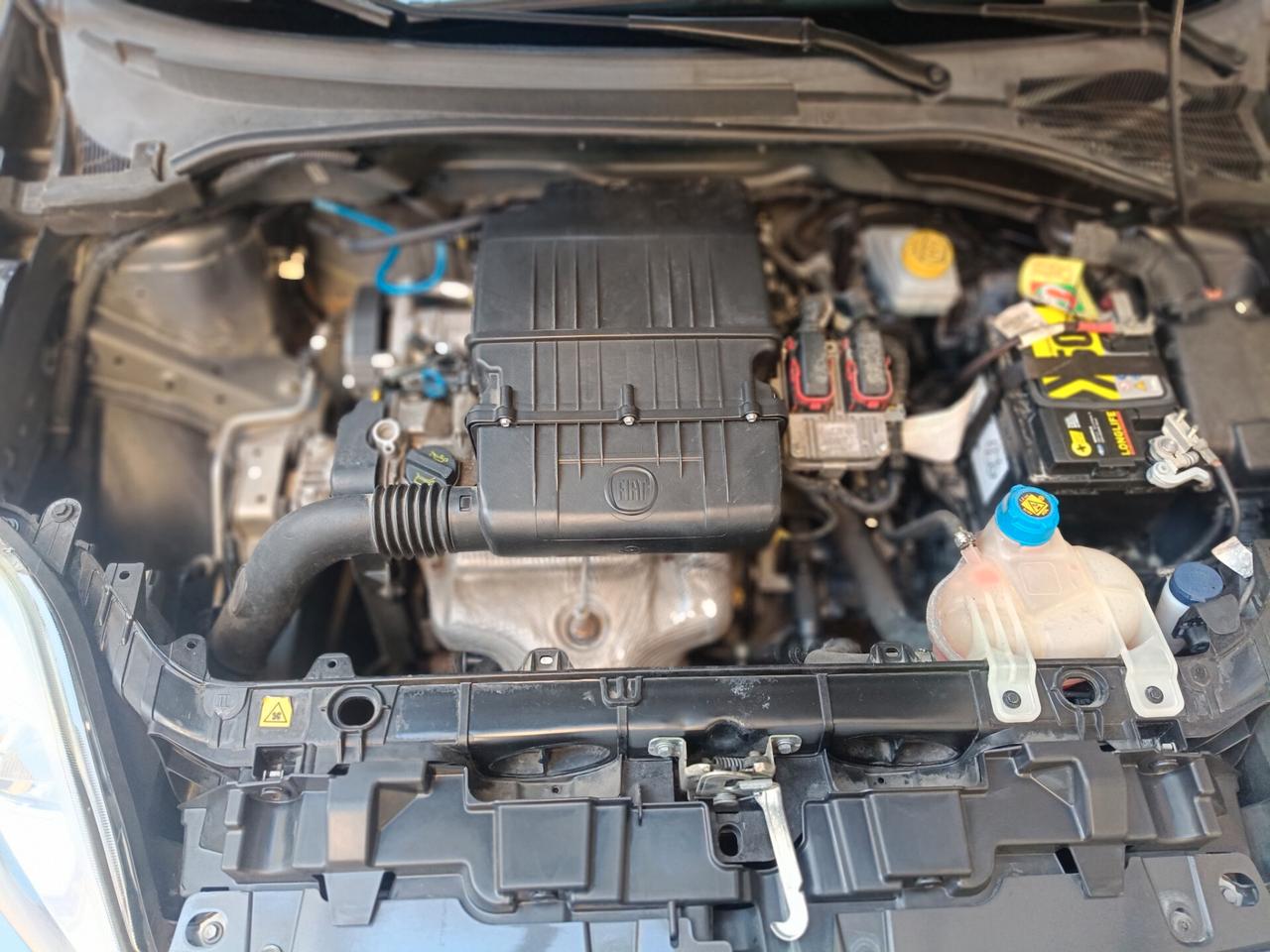 FIAT PUNTO 1.2 5PORTE-2013-NEOPATENTATI-Euro5490