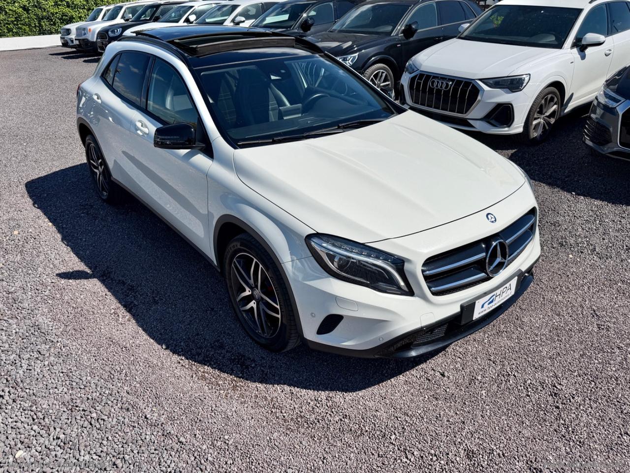 MERCEDES-BENZ GLA 220d Automatic 4Matic Sport TETTO LED PELLE NAVI