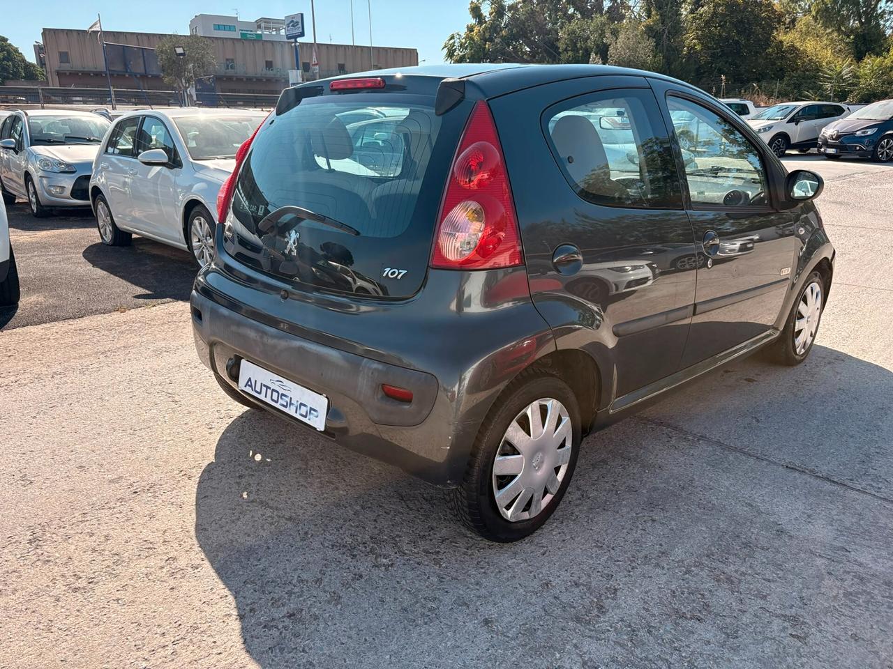 Peugeot 107 1.0 68CV 5p. Desir