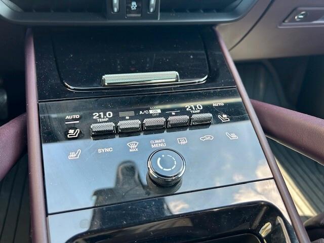 Porsche Cayenne Coupé 3.0 V6 E-Hybrid SUBENTRO LEASING