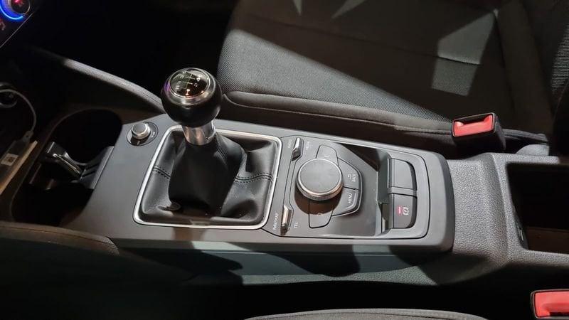 Audi Q2 30 1.6 TDI Business