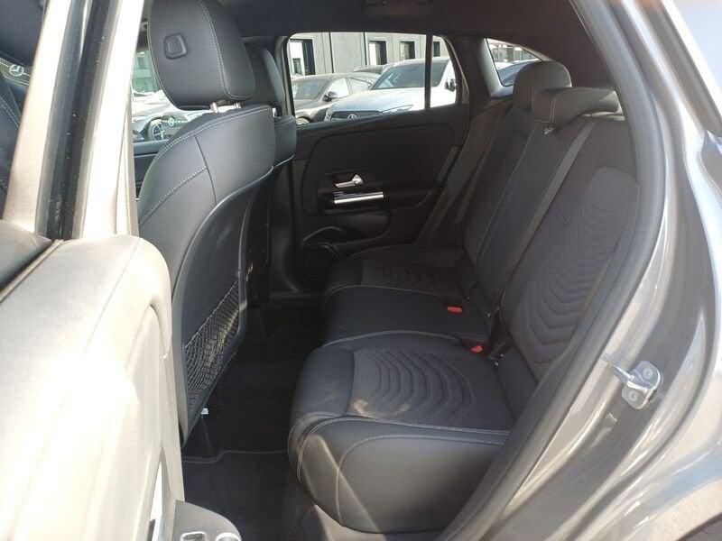 Mercedes-Benz GLA GLA 180 d Progressive Advanced