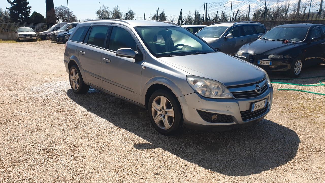 Opel Astra 1.7 CDTI 110CV Station Wagon Cosmo