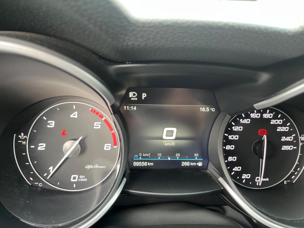 Alfa Romeo Stelvio 2.2 Turbodiesel 160 CV AT8 RWD Business