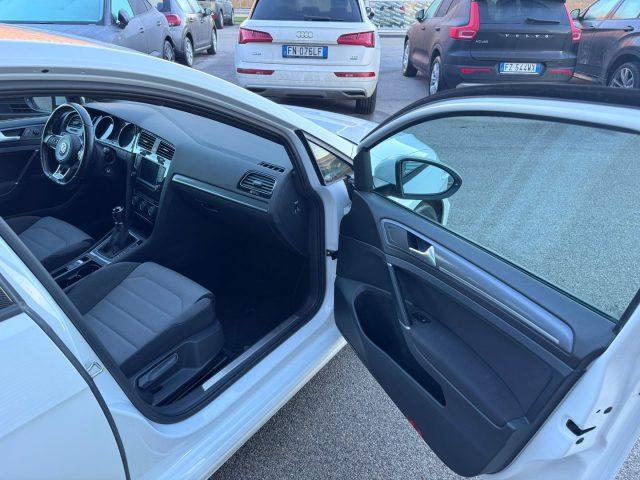 VOLKSWAGEN Golf 1.6 TDI 5p Highline R-LINE Technology RLINE OK NEO