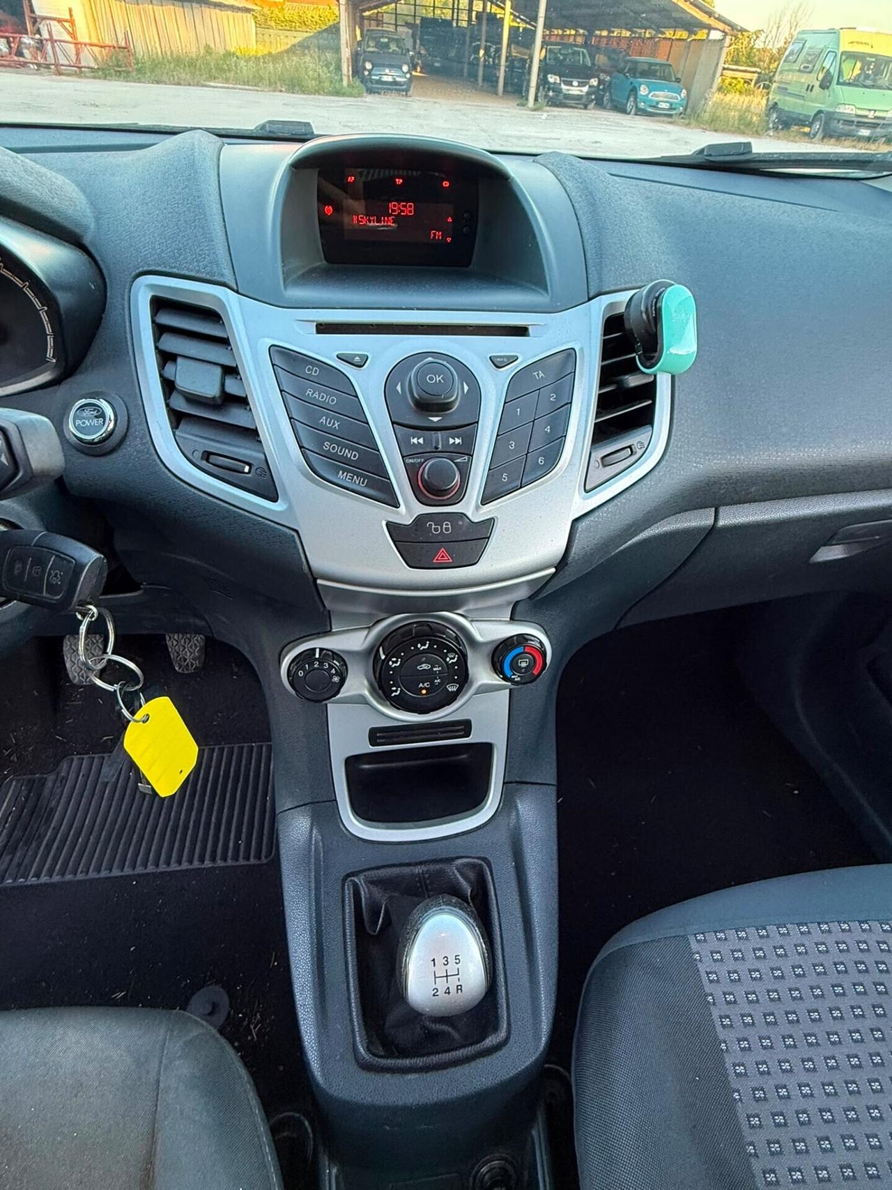 Ford Fiesta Diesel 1.4 TDCi euro5 NEOPATENTATI