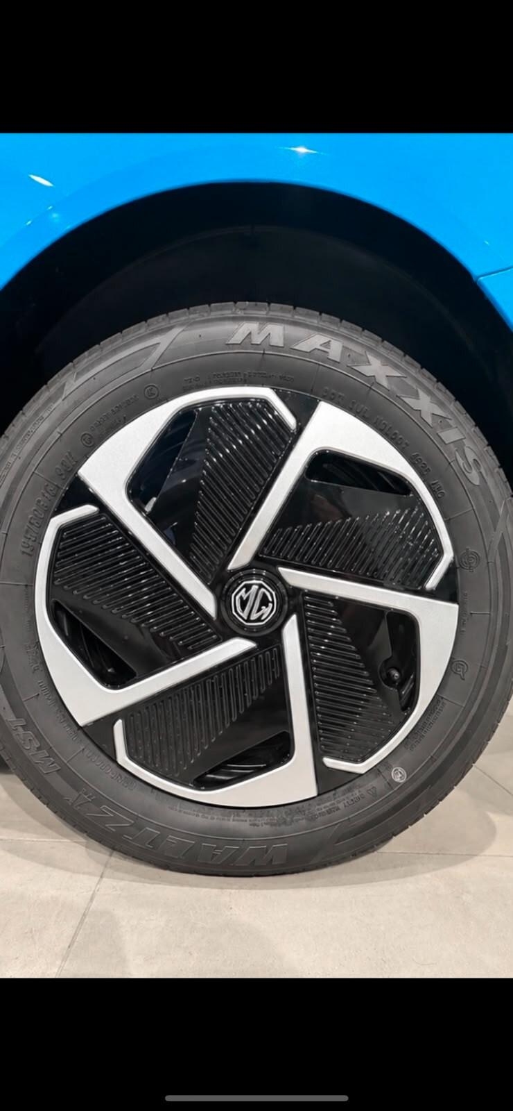 MG4 URBAN COMFORT 43 kWh