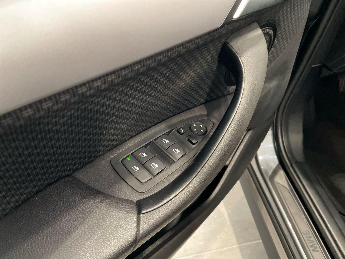 BMW X1 F48 2019 - X1 sdrive16d Advantage