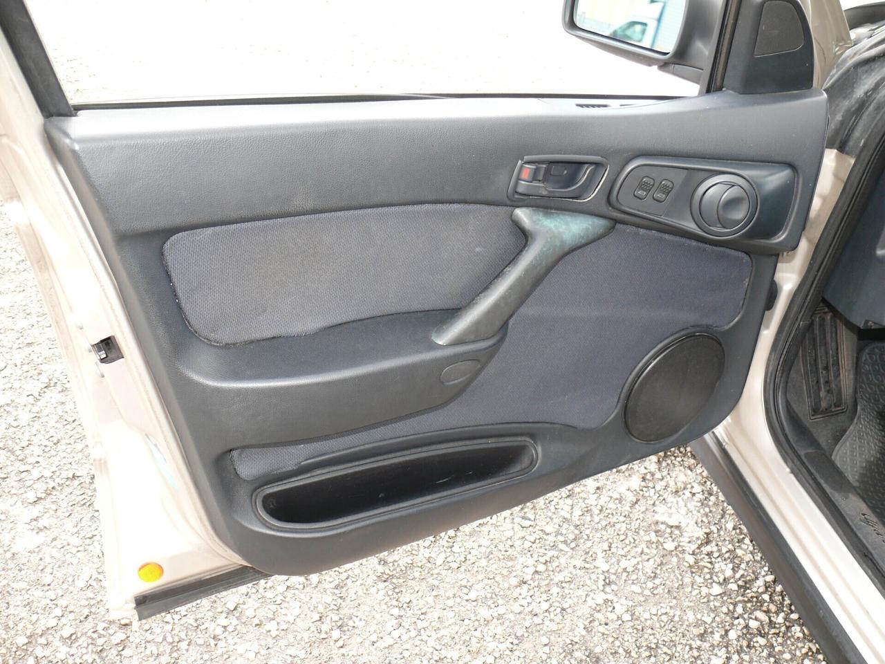 Alfa Romeo 146 Twin Spark cat L (M1273)