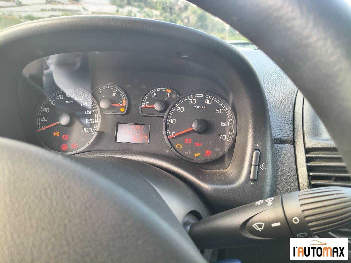 FIAT - Punto - 1.2 5p. Actual
