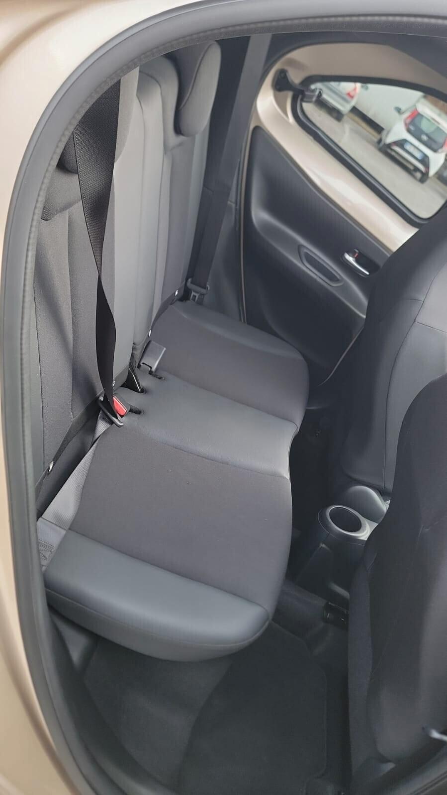 Toyota Aygo X 1.0 CAMBIO AUTOMATICO CABRIO !