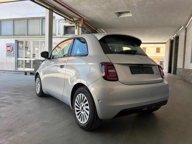 FIAT 500e Berlina 42 kWh + PACK TECH PREZZO REALE