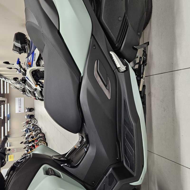 Yamaha Tricity 300 - 2026