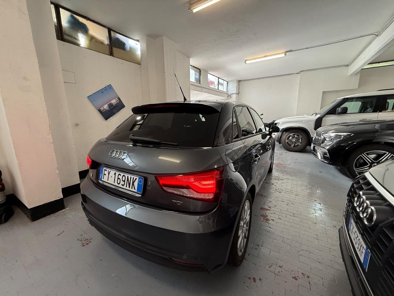 Audi A1 1.4 TDI S-TRONIC S-LINE