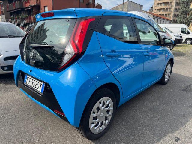 TOYOTA Aygo 1.0 VVT-i 72 CV 5 porte x-cool MMT